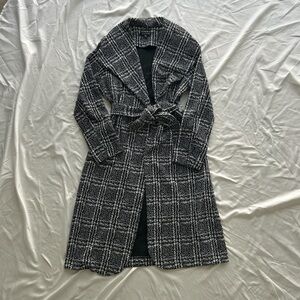 Chic Black and White Plaid Coat